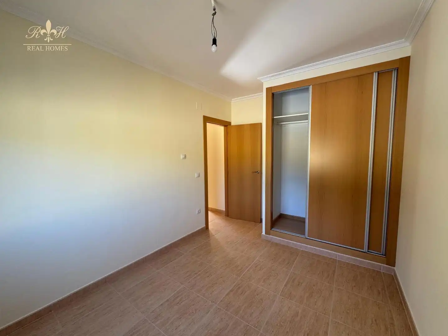 Bedroom of Houses for sale in L'Alfàs del Pi  with Air Conditioner, Heating and Swimming Pool