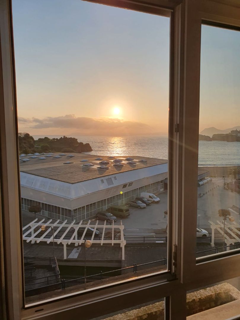 Vista exterior de Piso en venta en Castro-Urdiales