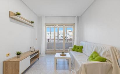 Living room of Flat for sale in Torrevieja  with Furnished