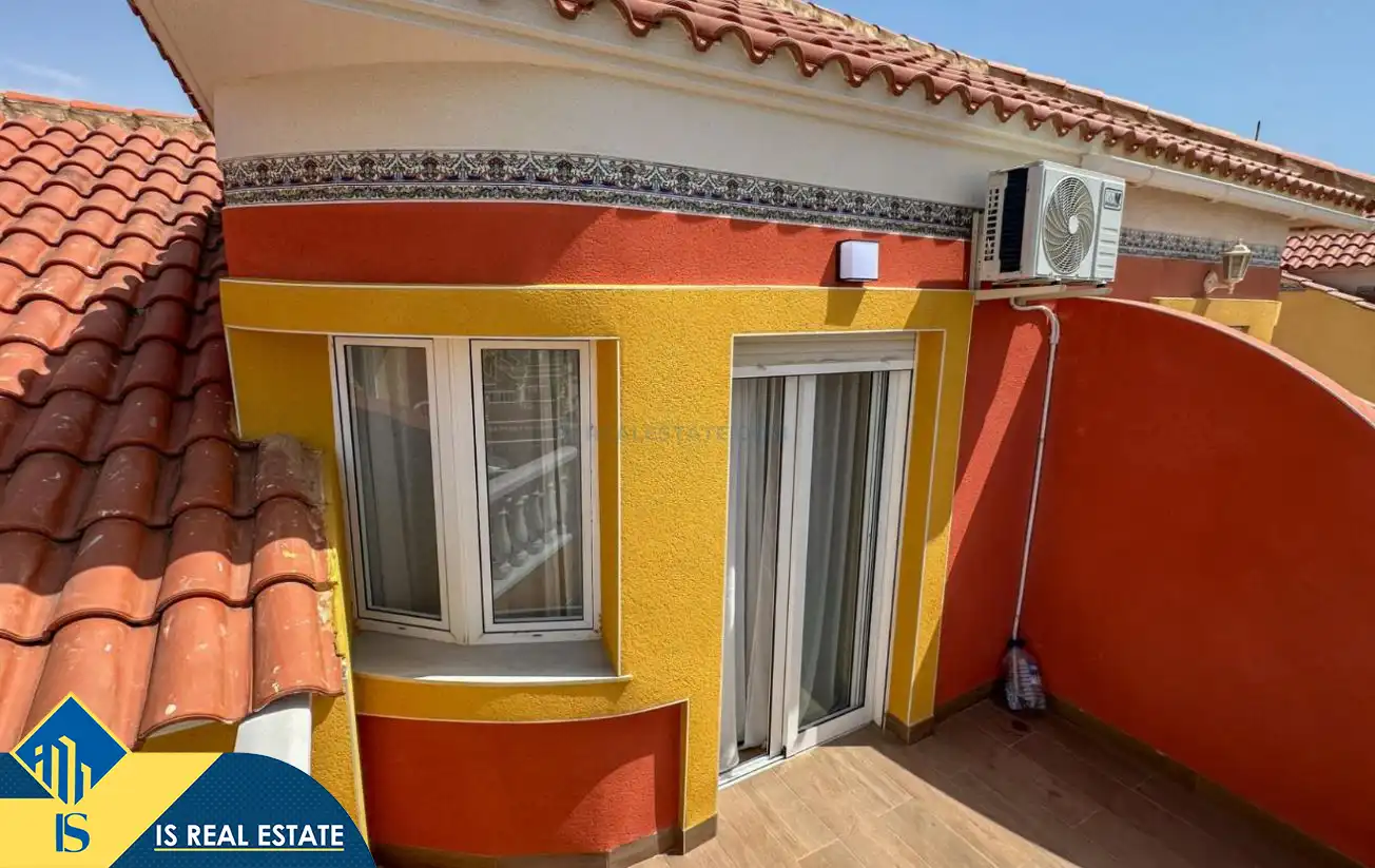 Terrassa de Casa adosada en venda en Orihuela amb Aire condicionat, Calefacció i Terrassa
