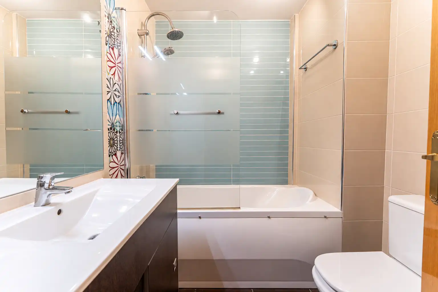 Badezimmer von Maisonette zum Verkauf in Torrelodones mit Klimaanlage, Heizung und Parkett