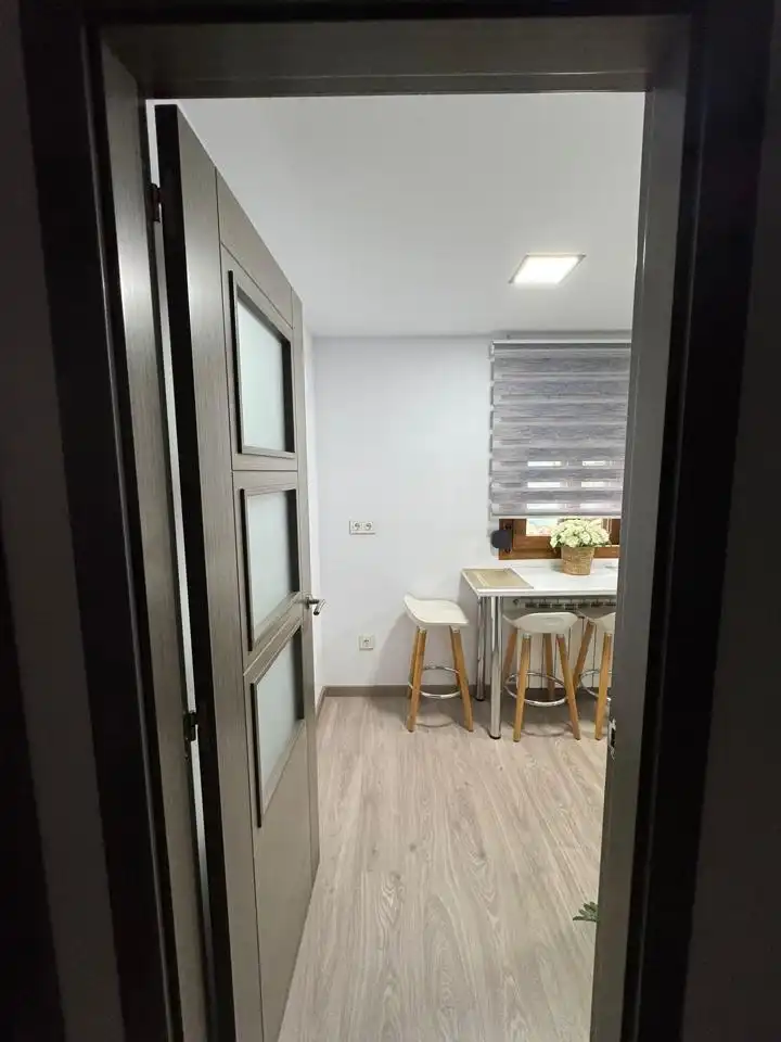Cuina de Casa o xalet en venda en Cadrete amb Aire condicionat, Calefacció i Jardí privat