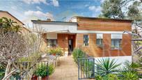 Vista exterior de Casa o xalet en venda en Corbera de Llobregat amb Aire condicionat, Calefacció i Jardí privat