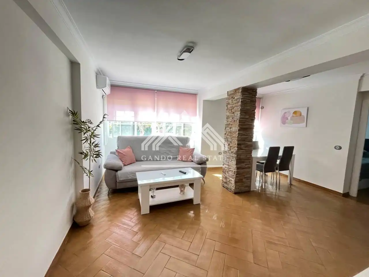 Sala de estar de Piso de alquiler en Dos Hermanas con Aire acondicionado y Amueblado