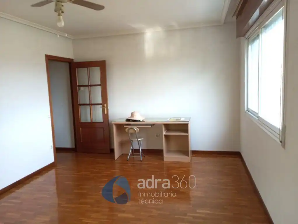 Bedroom of Flat for sale in  Logroño  with Heating and Storage room