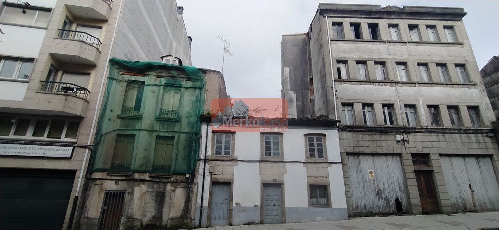 Exterior view of Building for sale in Lugo Capital