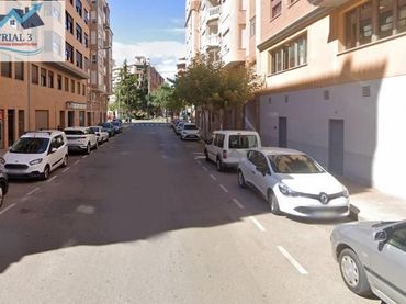 Individual for sale in Calle MONESTIR DE POBLET