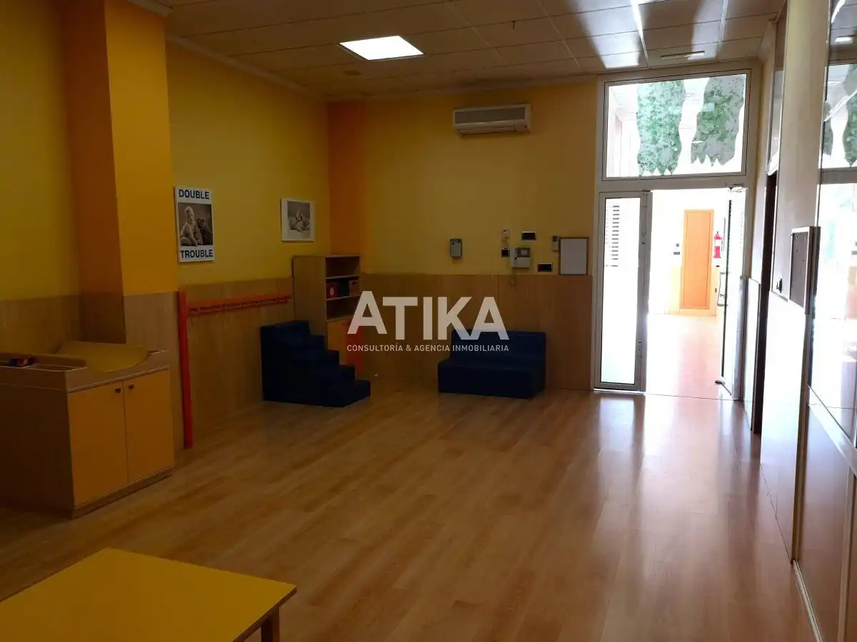Business premises for sale in Sant Josep - Zona Hospital, imagen 6