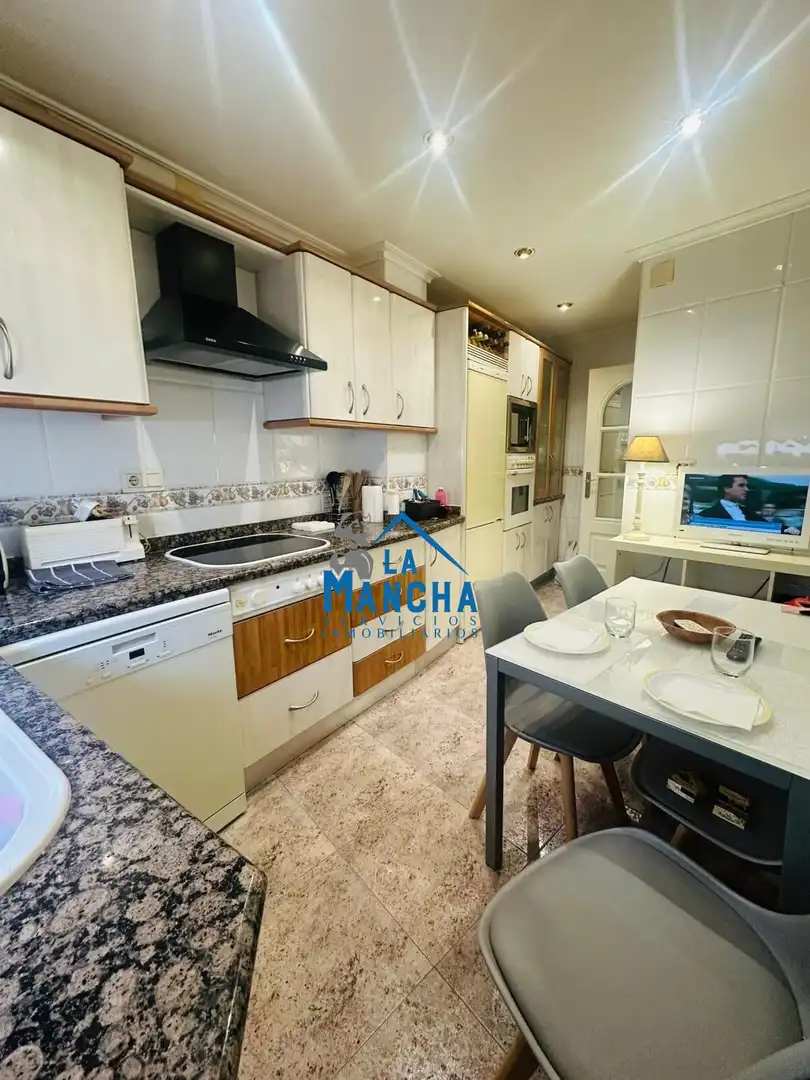 Kitchen of Flat for sale in  Albacete Capital  with Air Conditioner, Heating and Furnished