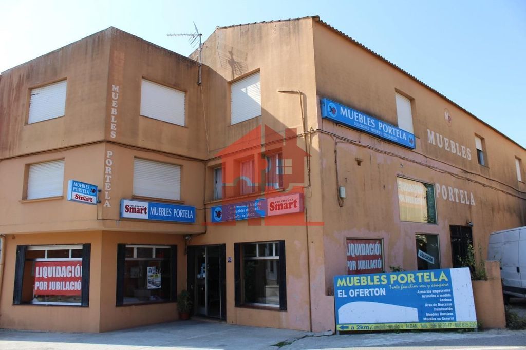 Building for sale in Cangas 