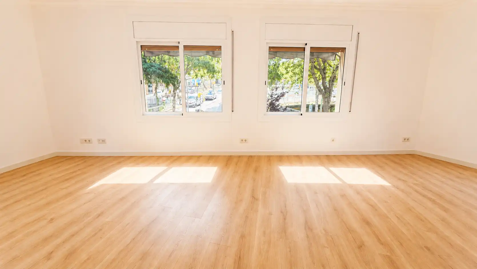 Sala d'estar de Pis en venda en Barcelona amb Aire condicionat, Calefacció i Forn