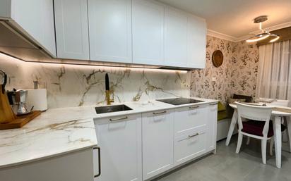 Kitchen of Flat for sale in Leioa  with Heating, Furnished and Balcony