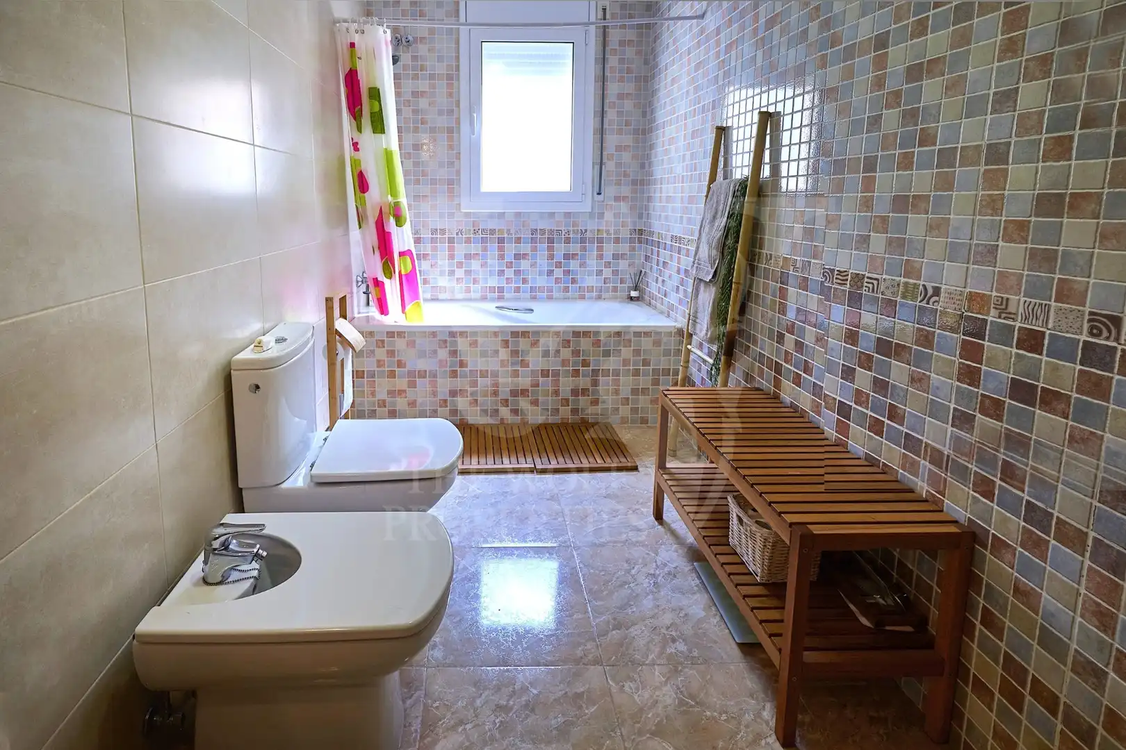 Bathroom of Houses for rent in Aiguaviva Parc