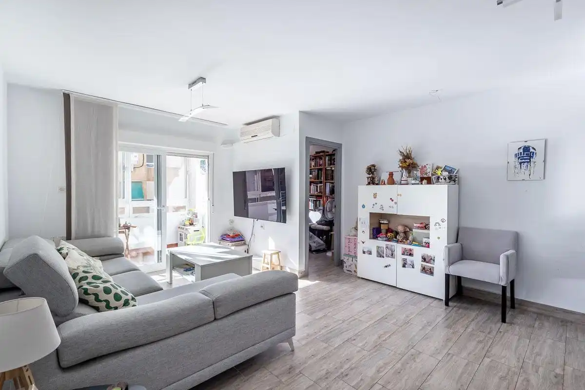 Flat with lift for sale in DE MALAGA