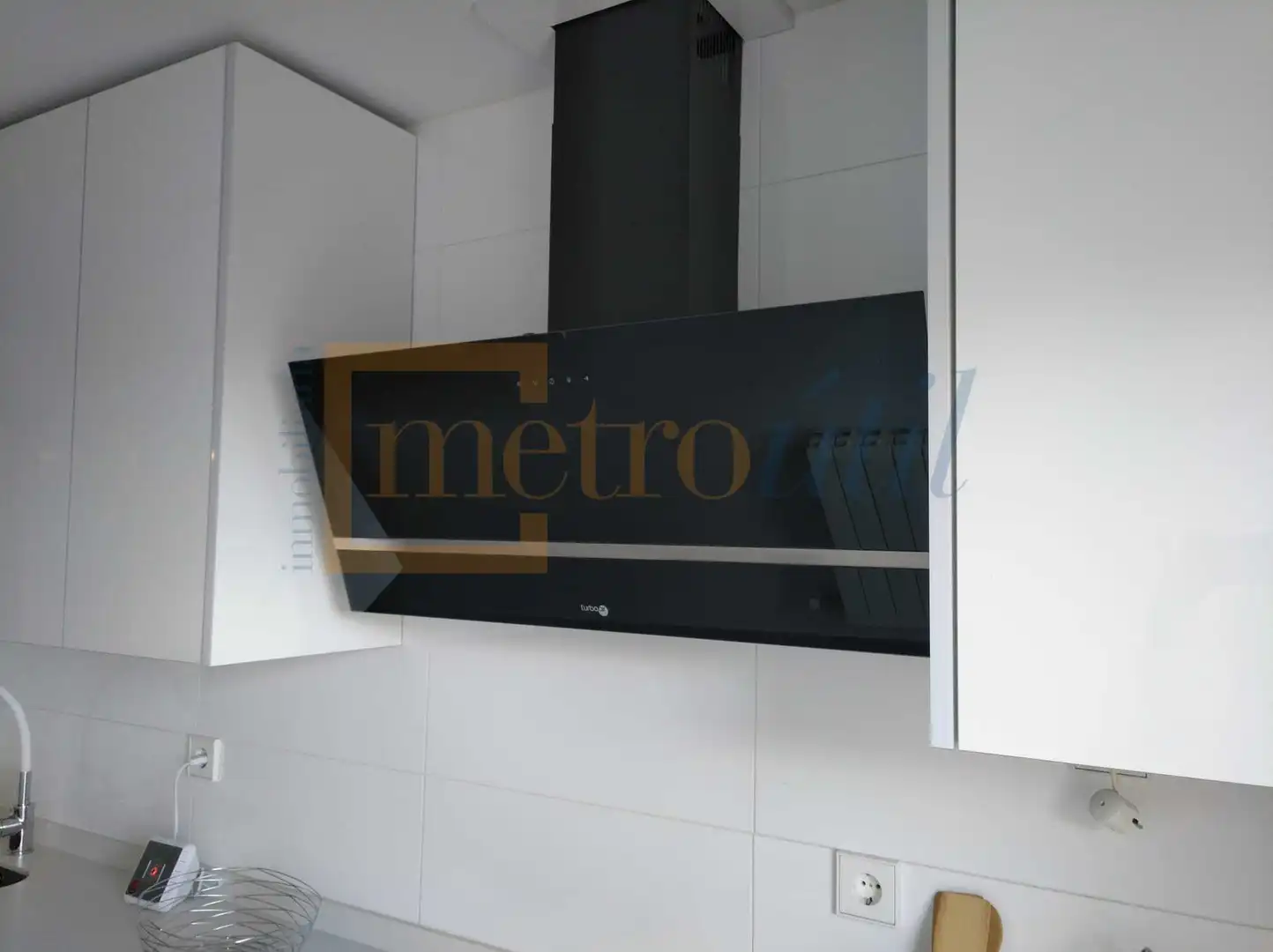 Flat for rent in Calle Juan Maluquer, La Platina- Hospital - Campus