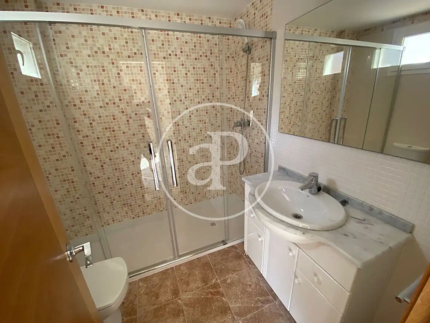 Baño de Casa adosada en venta en Moncada con Aire acondicionado, Calefacción y Terraza