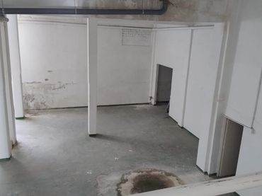 Gewerbefläche zum Verkauf in Sur