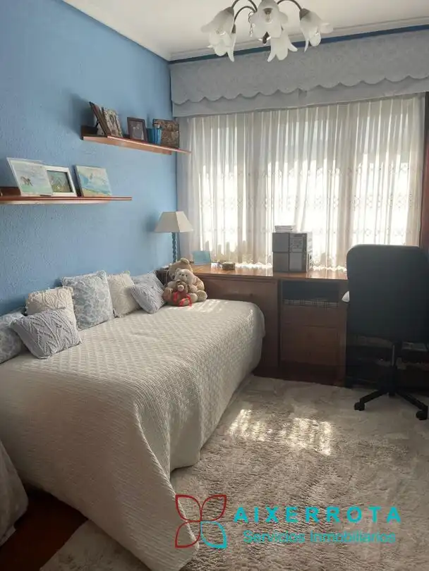Flat for sale in Basañese Kalea, Negurigane - Peruri