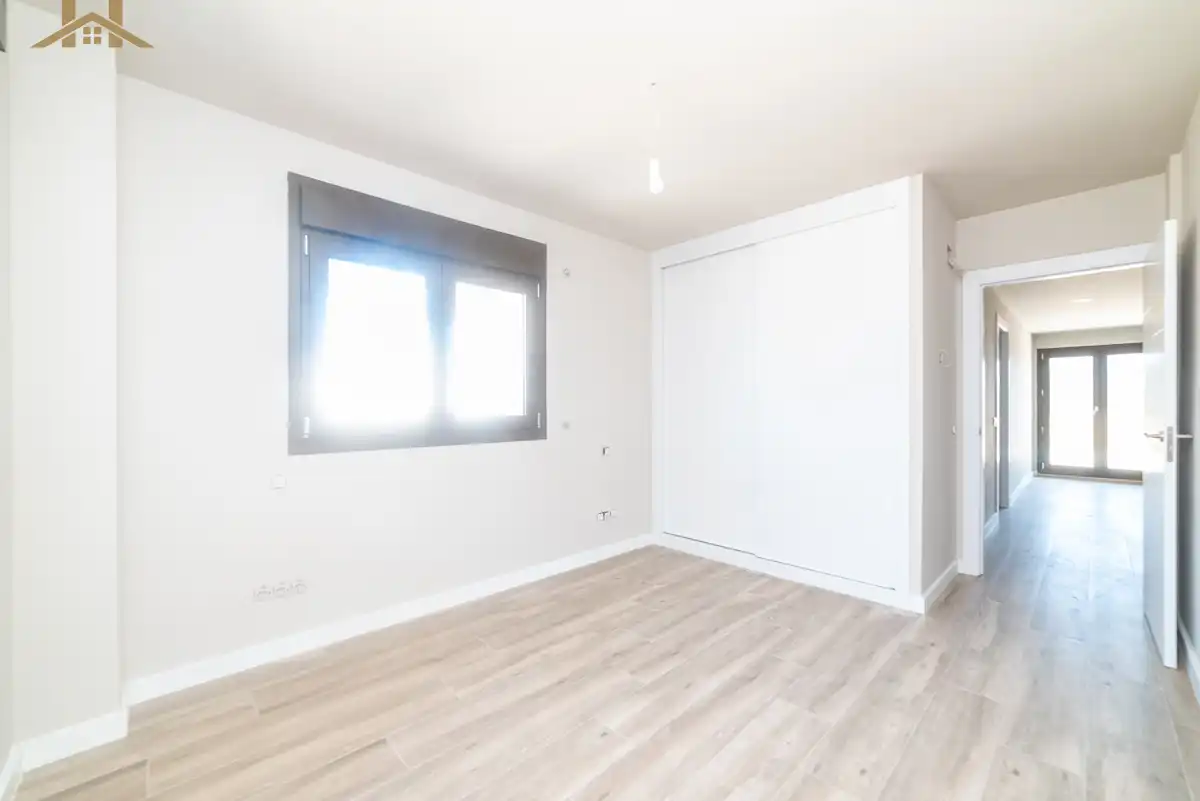 Bedroom of Houses for sale in Miraflores de la Sierra  with Heating, Private garden and Storage room