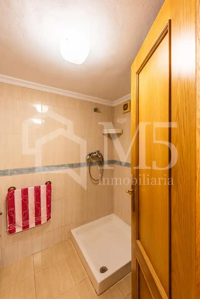 Baño de Casa o chalet en venta en Vélez-Málaga con Aire acondicionado, Piscina y Amueblado