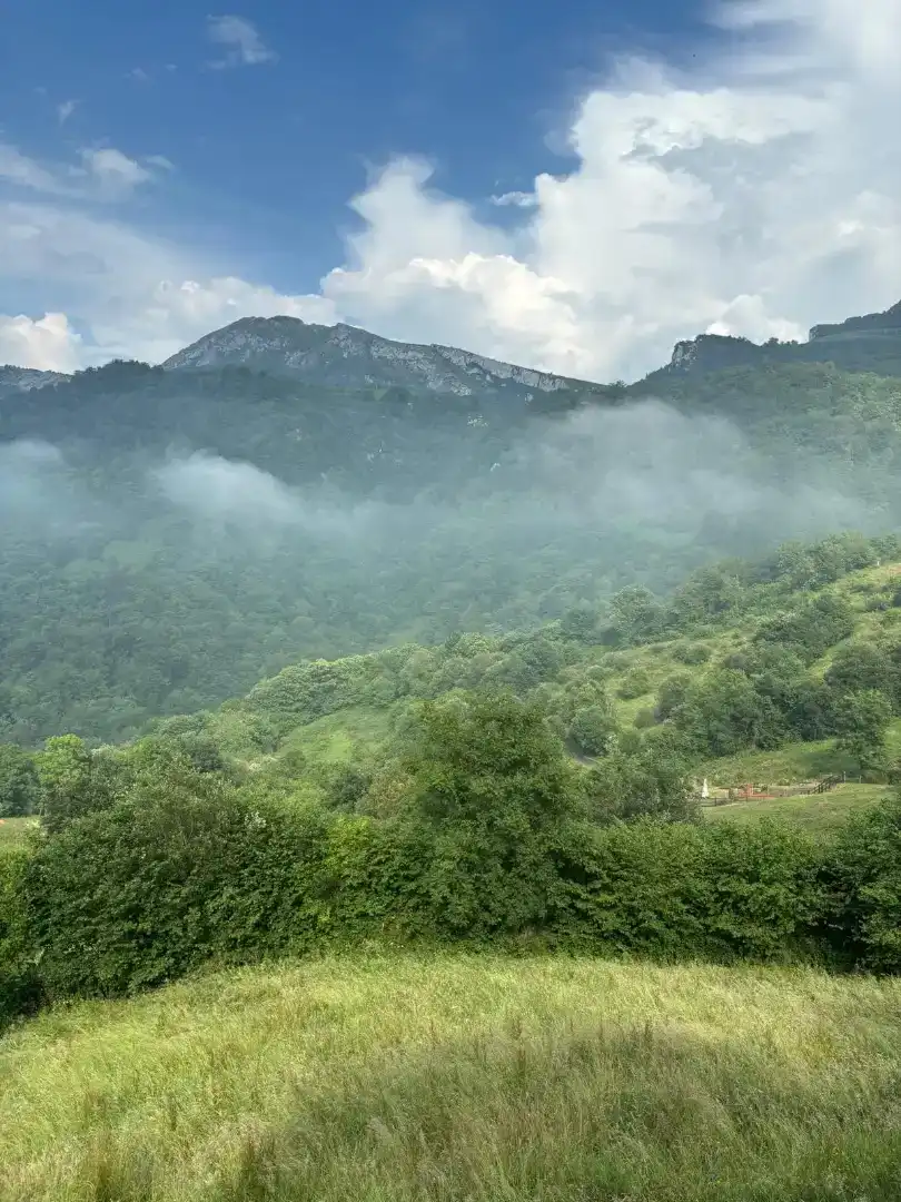 Vista exterior de Casa o chalet en venta en Quirós, Asturias