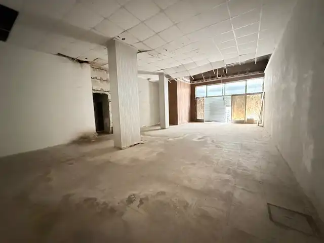 Business premises for sale in Carrer del Treball 10, imagen 6