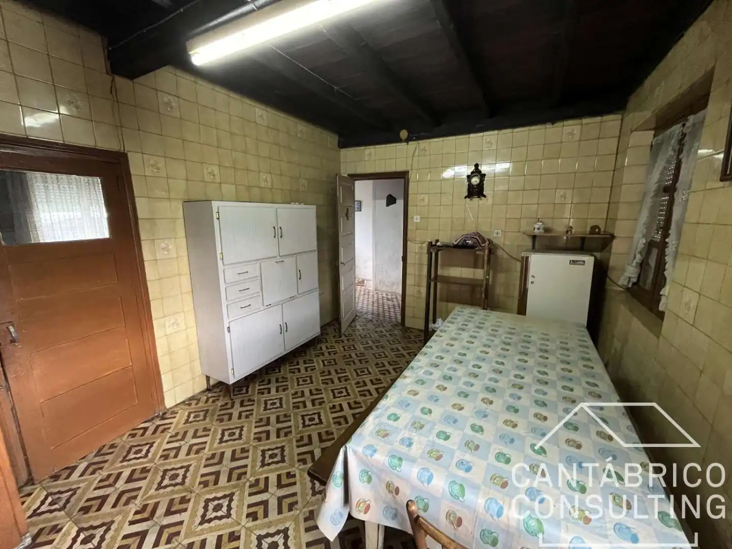 Cocina de Casa adosada en venta en San Martín de Oscos con Trastero y Amueblado