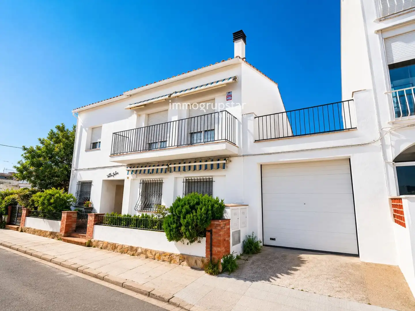 Vista exterior de Piso en venta en Palamós con Calefacción, Terraza y Amueblado