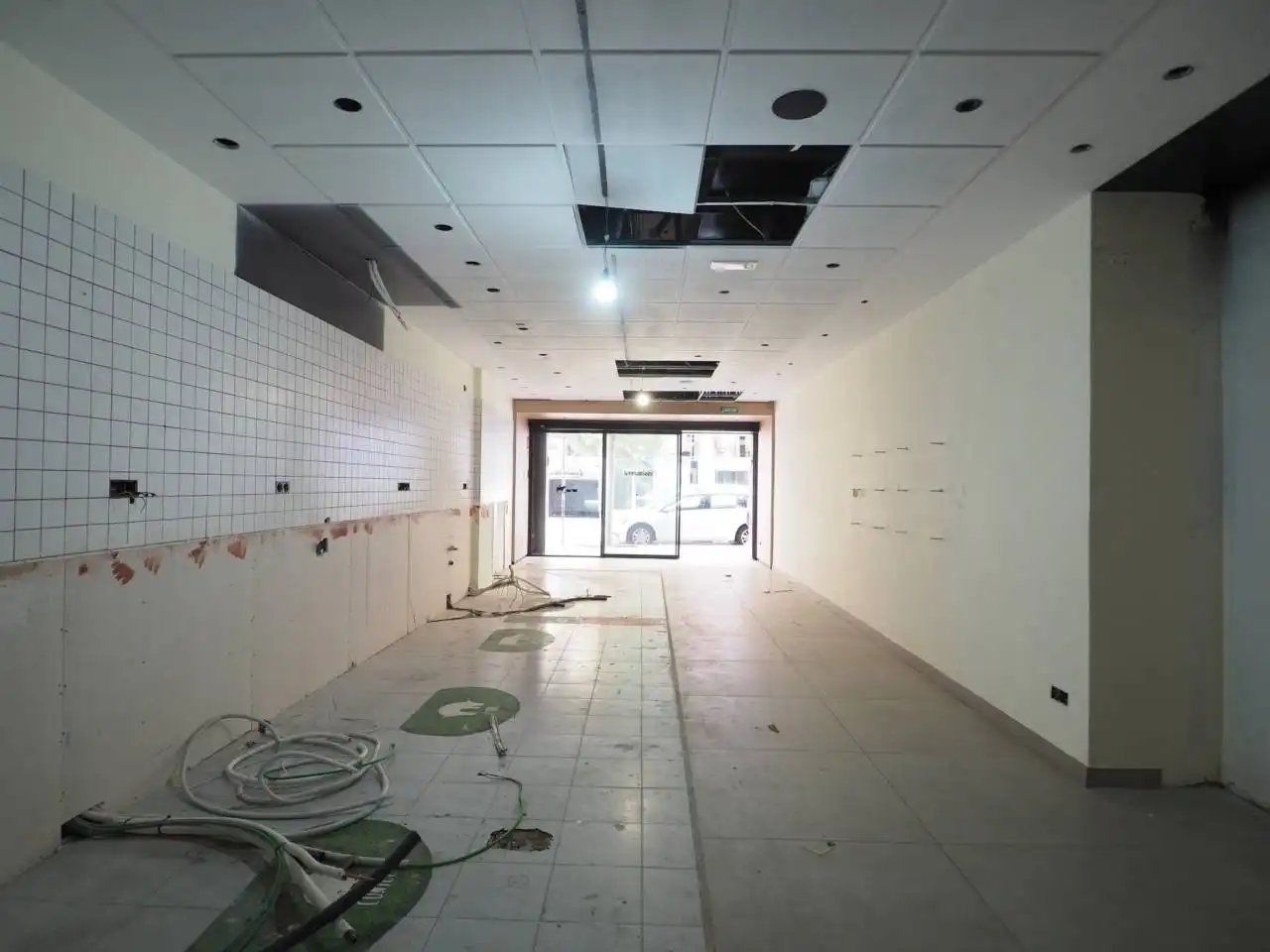 Business premises for sale in Calle Mare de Déu de Núria, imagen 3