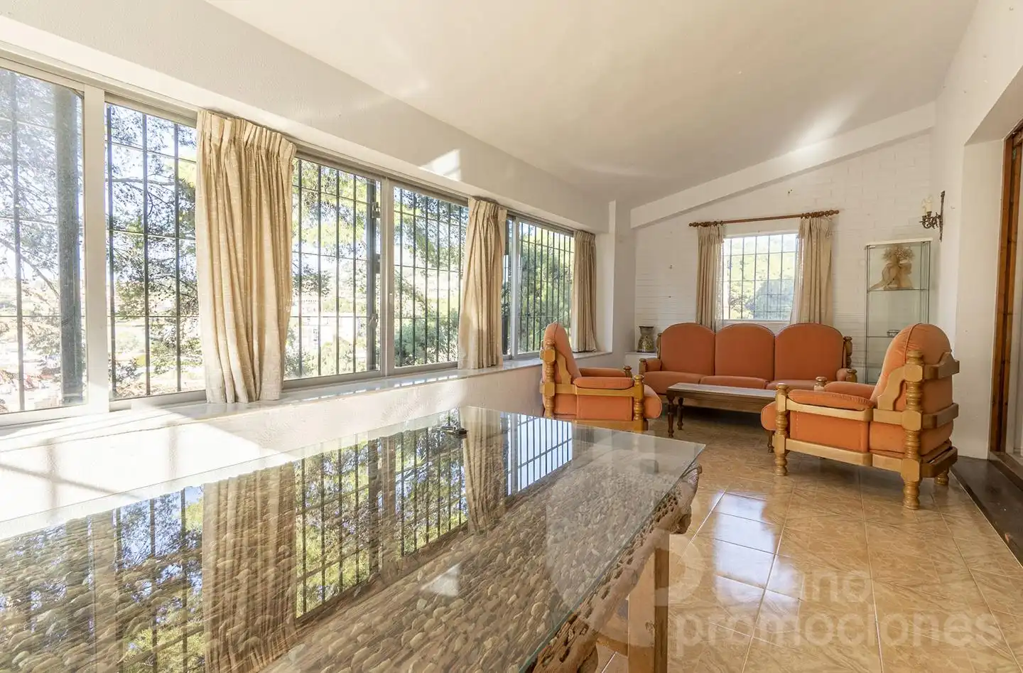 Living room of Houses for sale in Málaga  with Air Conditioner, Private garden and Terrace