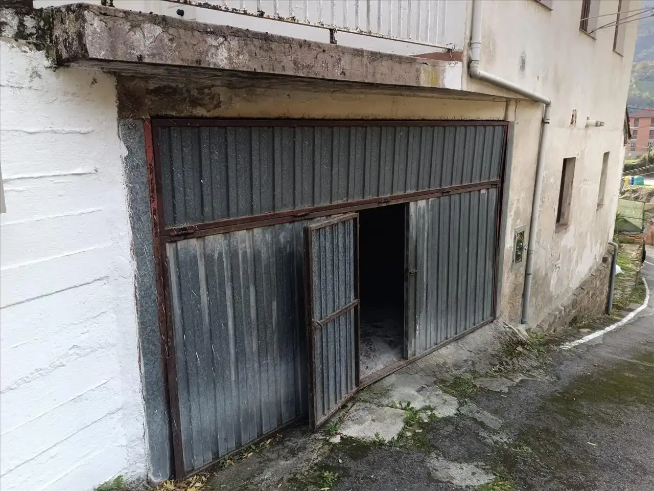 Piso en venta en LA REGUERA, Aller