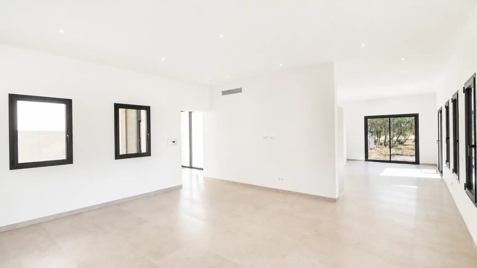 Houses for sale in Muro  with Air Conditioner, Heating and Private garden