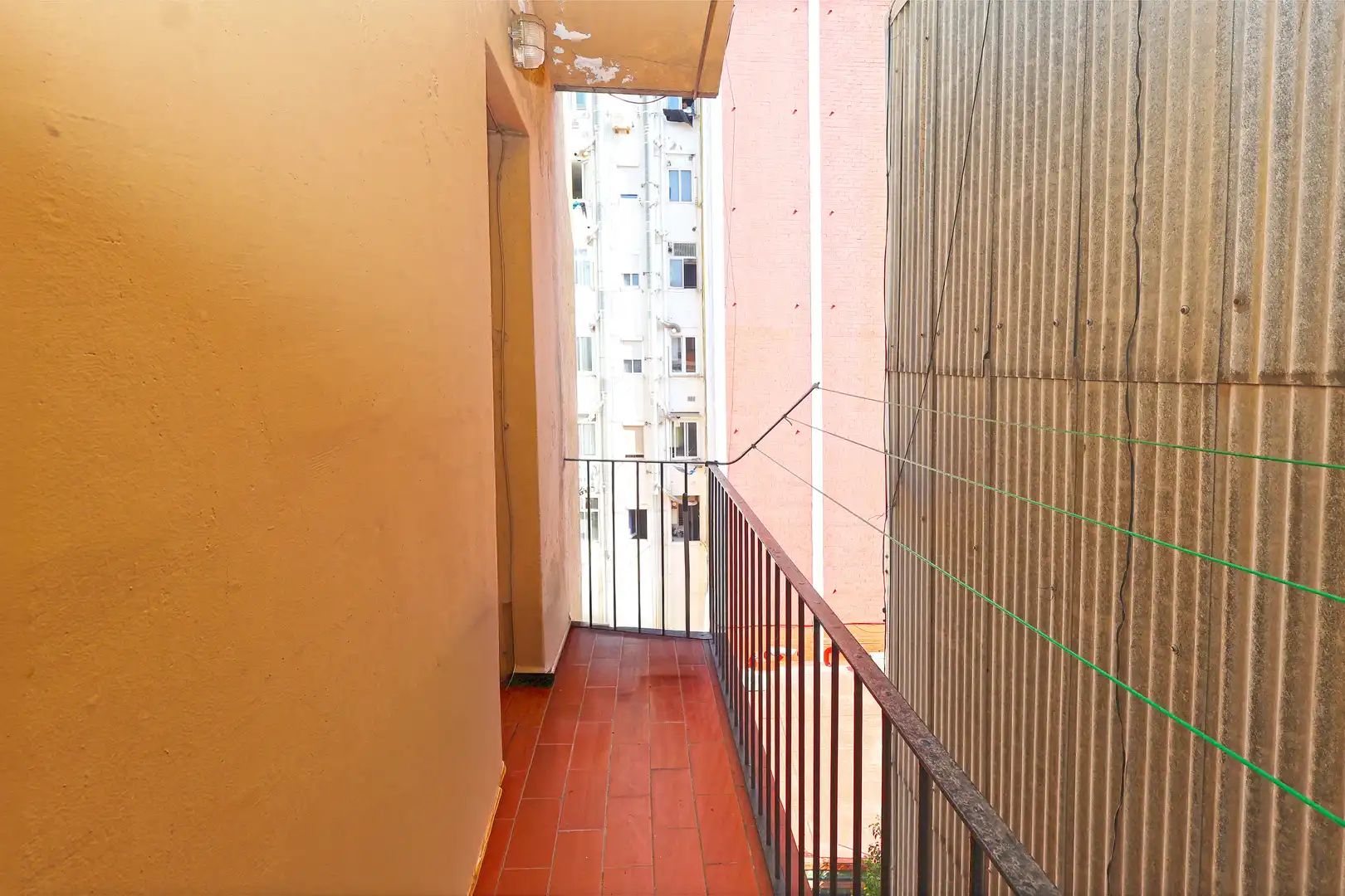 Flat for sale in Carrer de Càceres, Sants