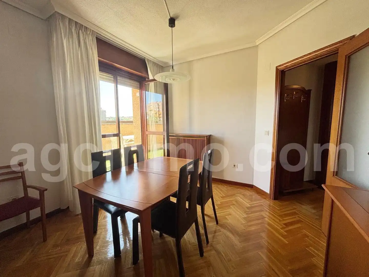 Wohnung zur Miete in Calle MORENA, Girón