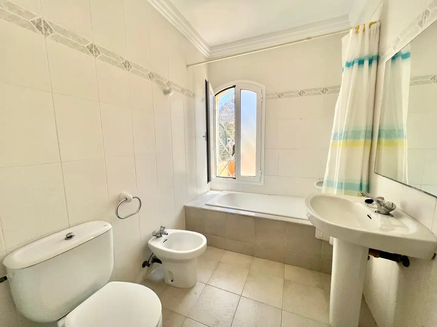 Bathroom of Detached homes for sale in Dénia  with Air Conditioner, Terrace and Community pool