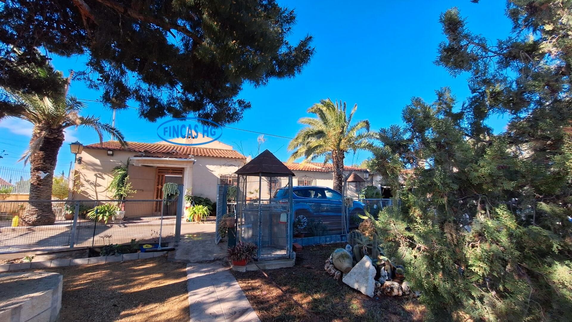 Garden of House or chalet for sale in Alicante / Alacant  with Air Conditioner, Heating and Parquet flooring