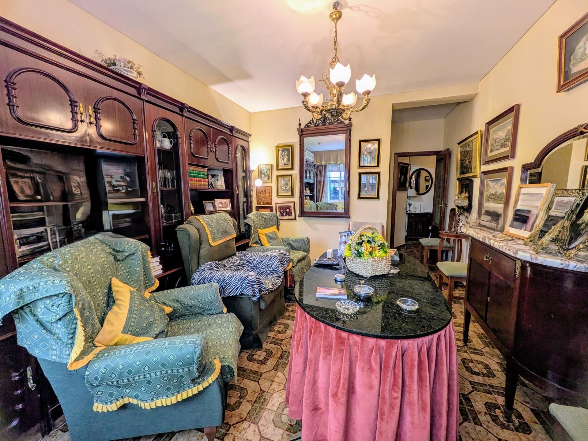 Flat for sale in Ciudad Jardín - Zoco, Poniente-Sur