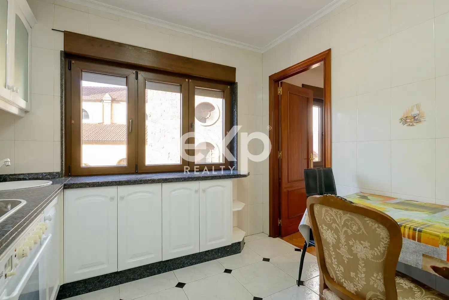 Kitchen of Flat for sale in Aller  with Heating, Terrace and Storage room
