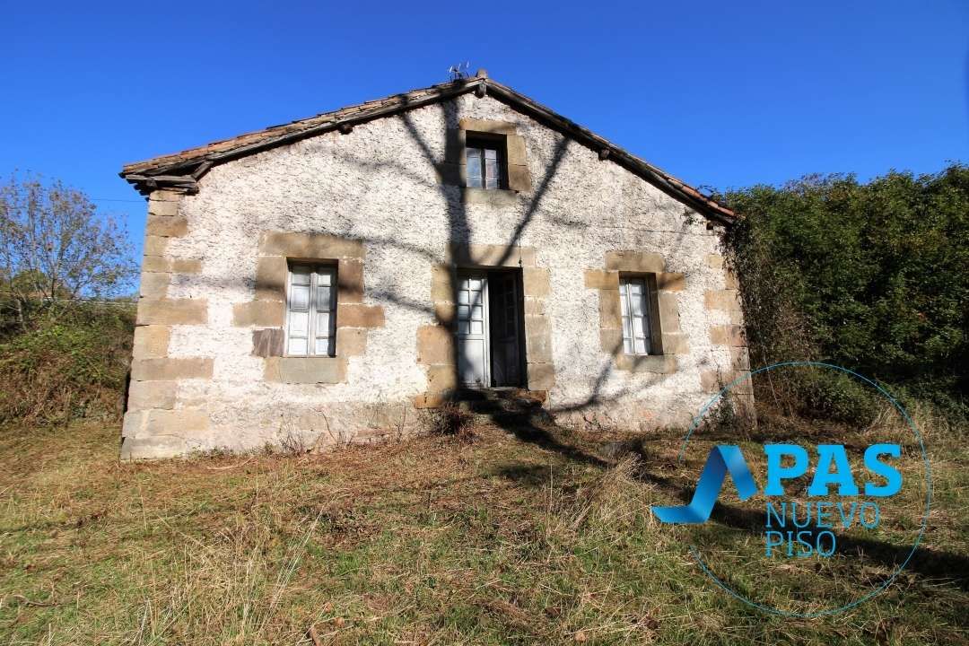 Exterior view of House or chalet for sale in Santiurde de Reinosa  with Private garden