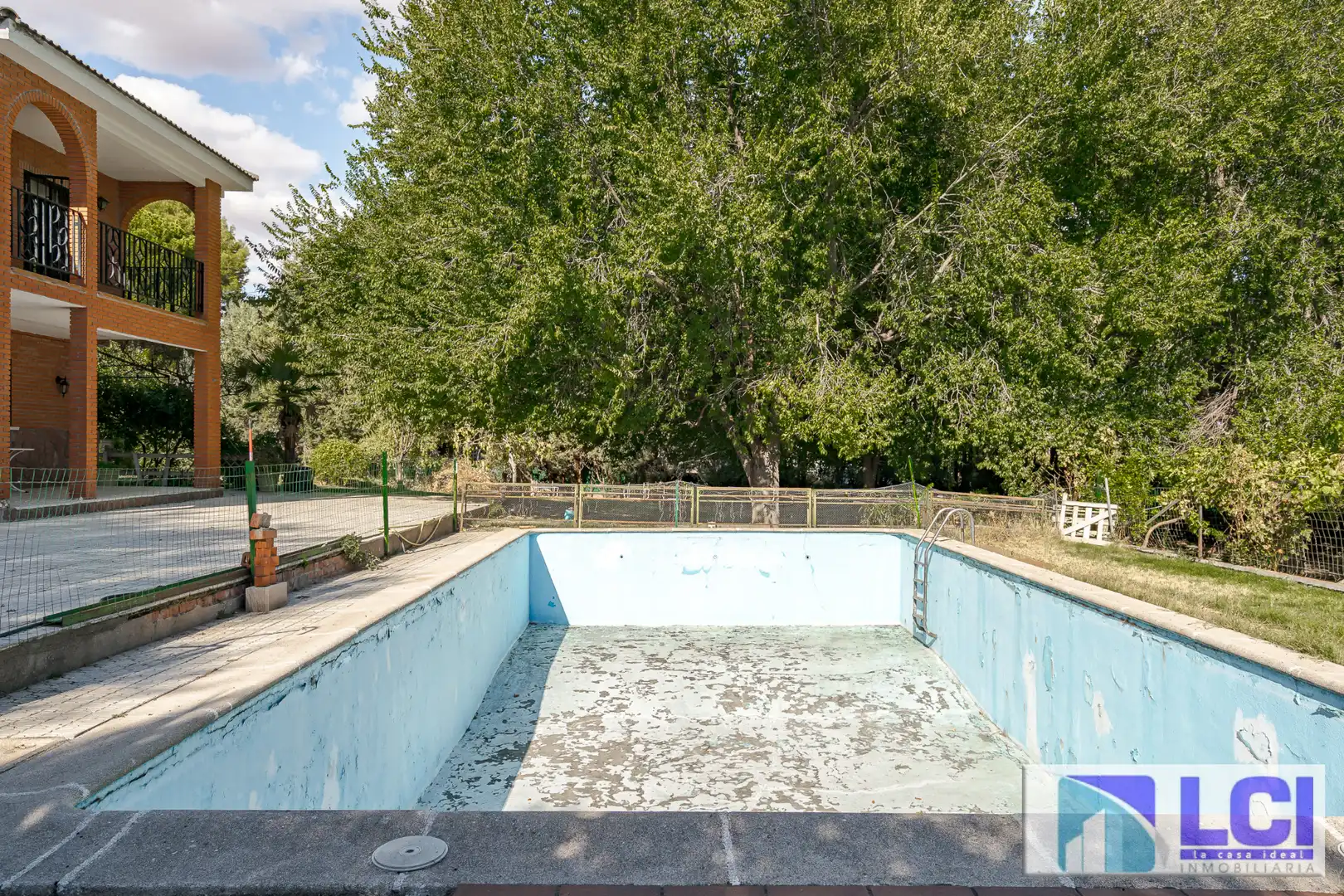 Piscina de Casa o chalet en venta en Villalbilla con Calefacción, Jardín privado y Terraza