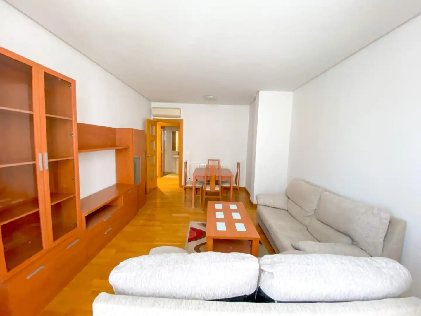 Wohnzimmer von Wohnung zur Miete in Madrid mit Klimaanlage, Heizung und Parkett