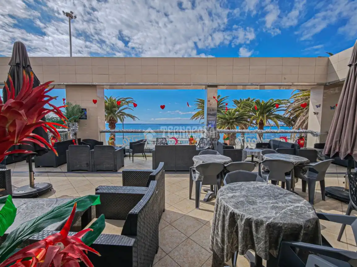 Terraza de Oficina de alquiler en Arona