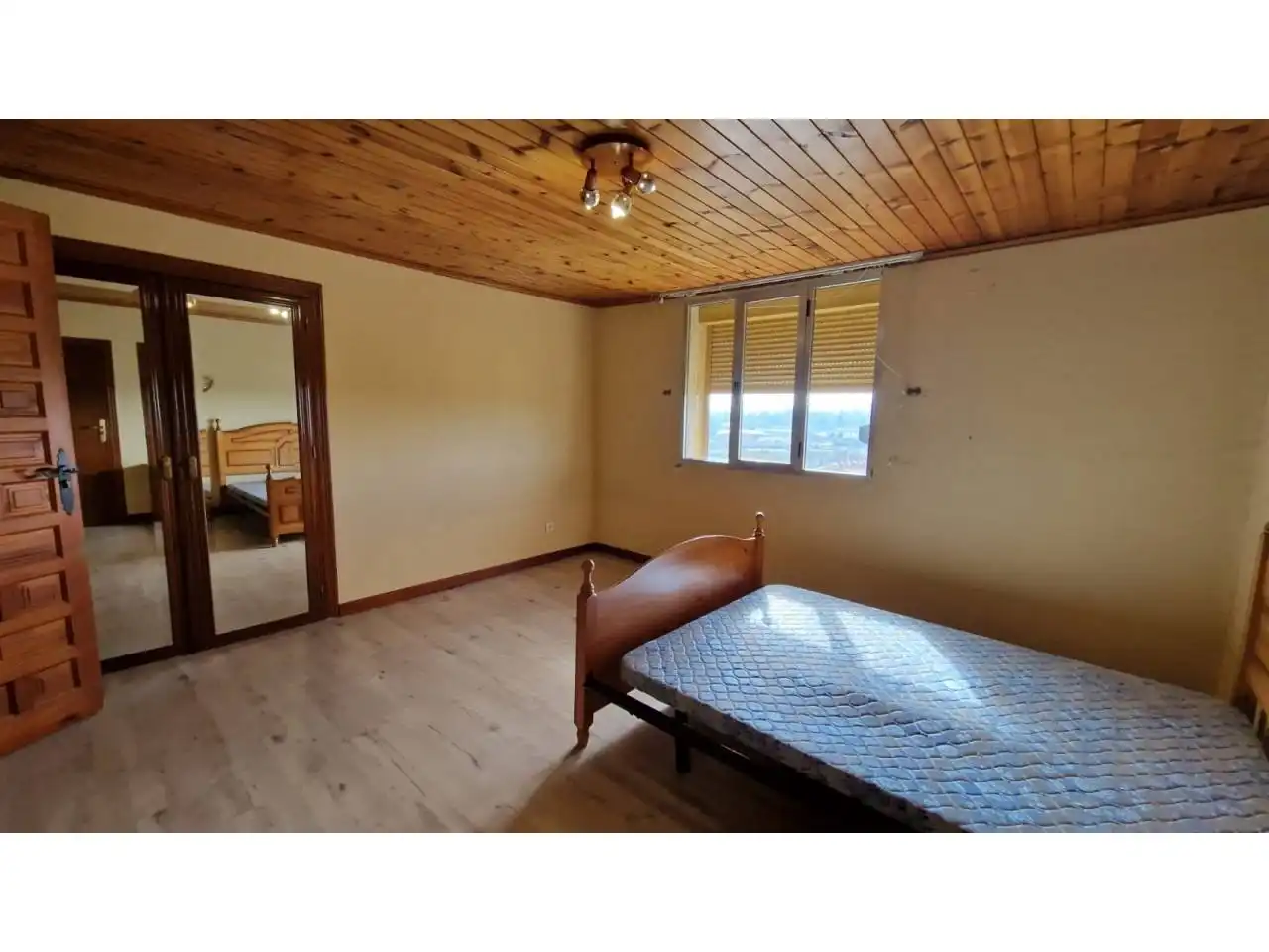 Habitación de Finca rústica en venta en Ciudad Rodrigo con Aire acondicionado, Calefacción y Jardín privado