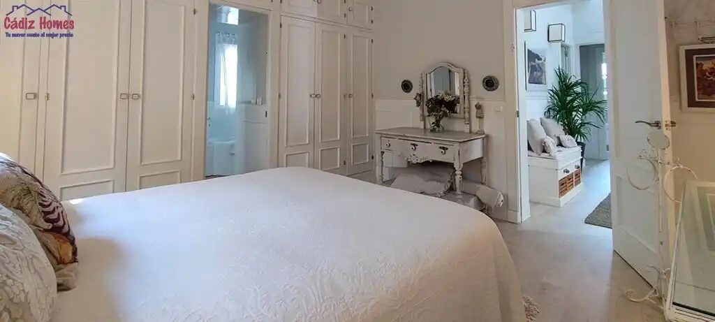 Bedroom of Houses for sale in Chiclana de la Frontera  with Air Conditioner, Heating and Private garden