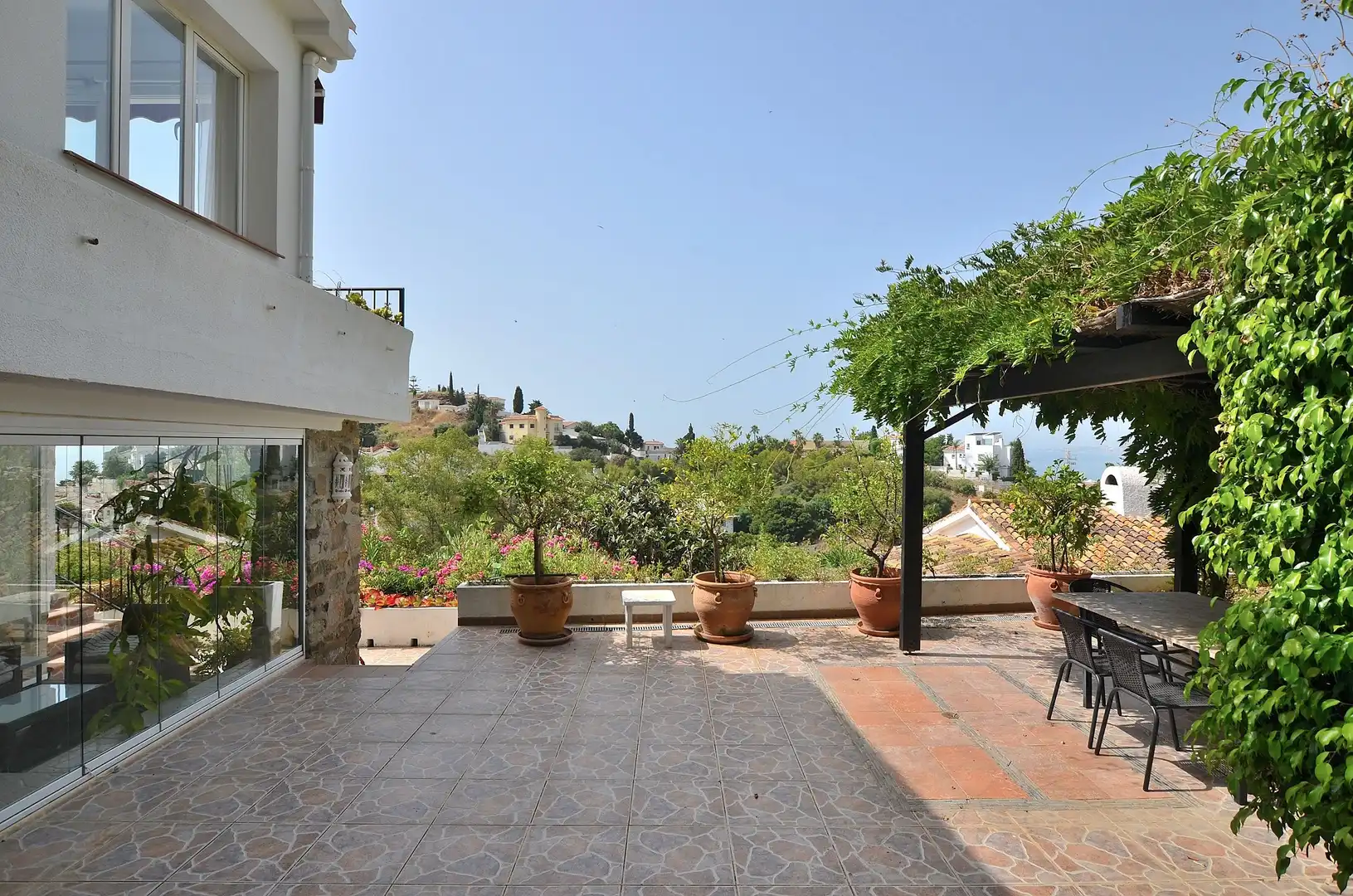 Terraza de Casa o chalet en venta en Benalmádena con Aire acondicionado, Jardín privado y Terraza