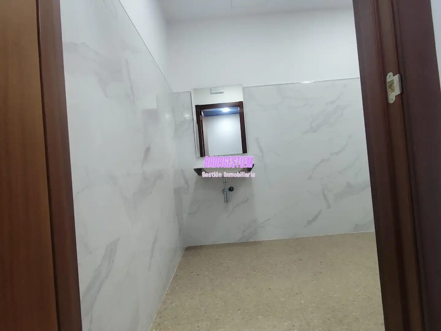 Local comercial en alquiler en Montigalà - Sant Crist, imagen 17