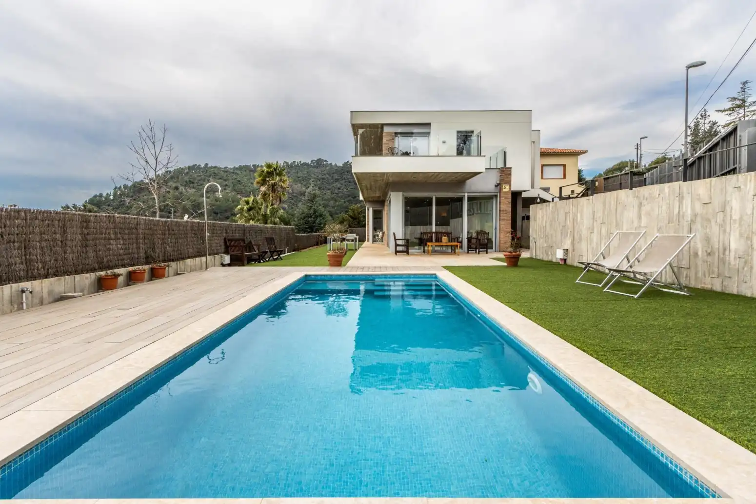 Schwimmbecken von Haus oder Chalet zum Verkauf in Matadepera mit Klimaanlage, Heizung und Terrasse