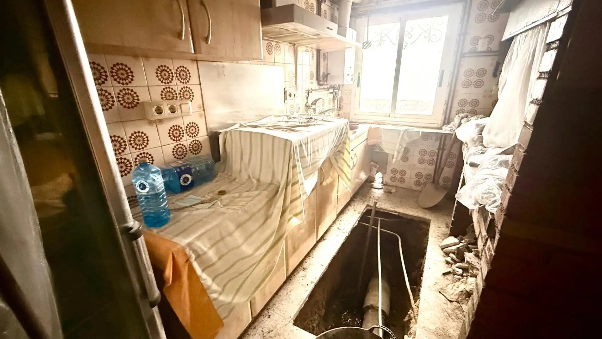 Cuina de Casa o xalet en venda en Ourense Capital  amb Aire condicionat, Calefacció i Moblat
