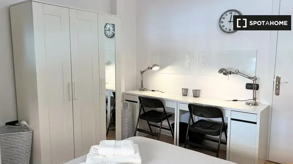 Room in El Guinardó