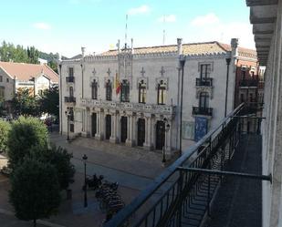 Exterior view of Office for sale in Burgos Capital  with Air Conditioner and Terrace